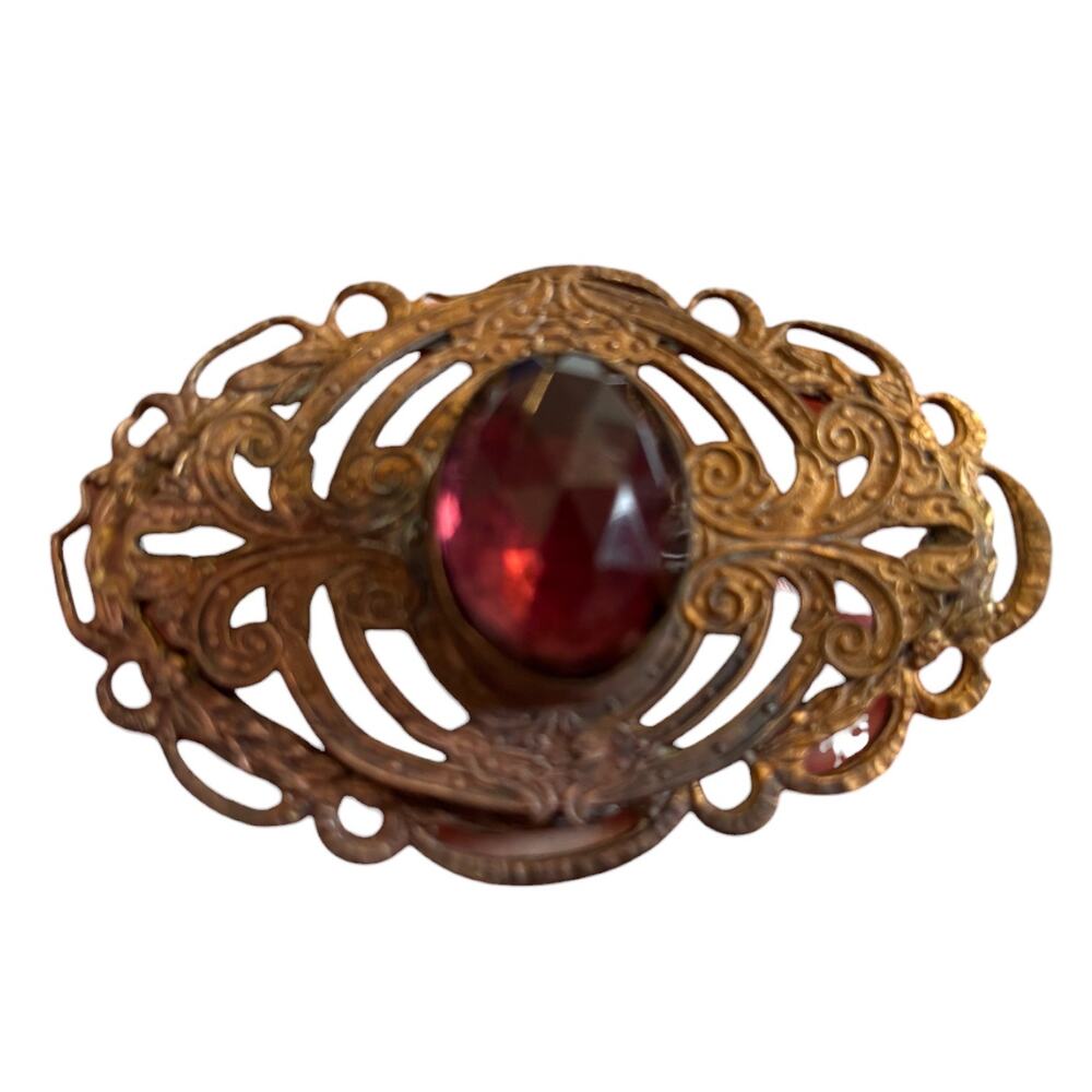 Antique 1900s Ruby Red Glass Brooch Art Nouveau Ornate Brass Gothic - Picture 8 of 8